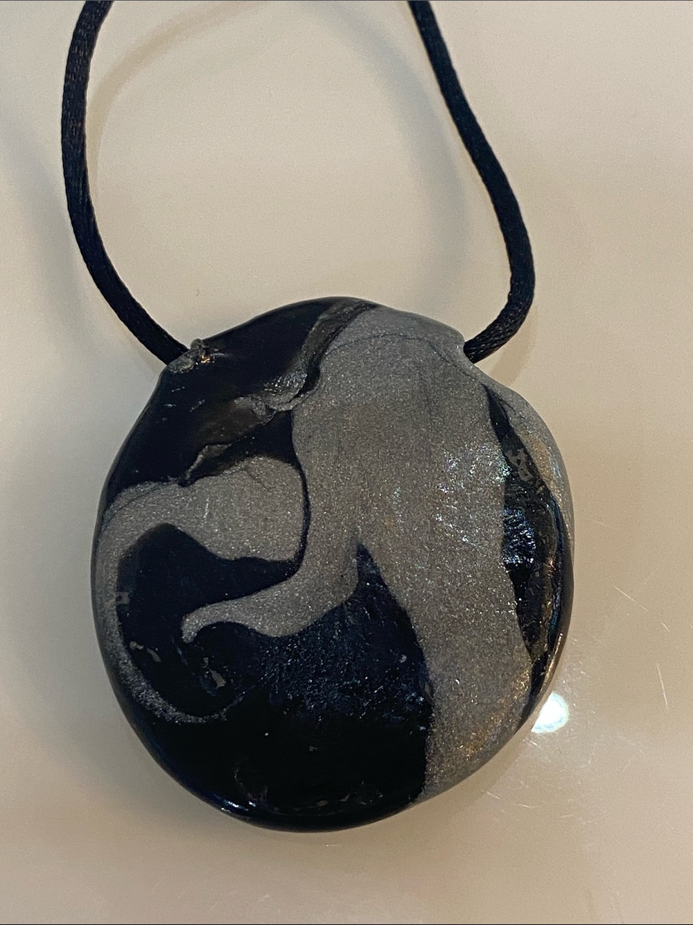 Big pendant necklace - Picture 3 of 8